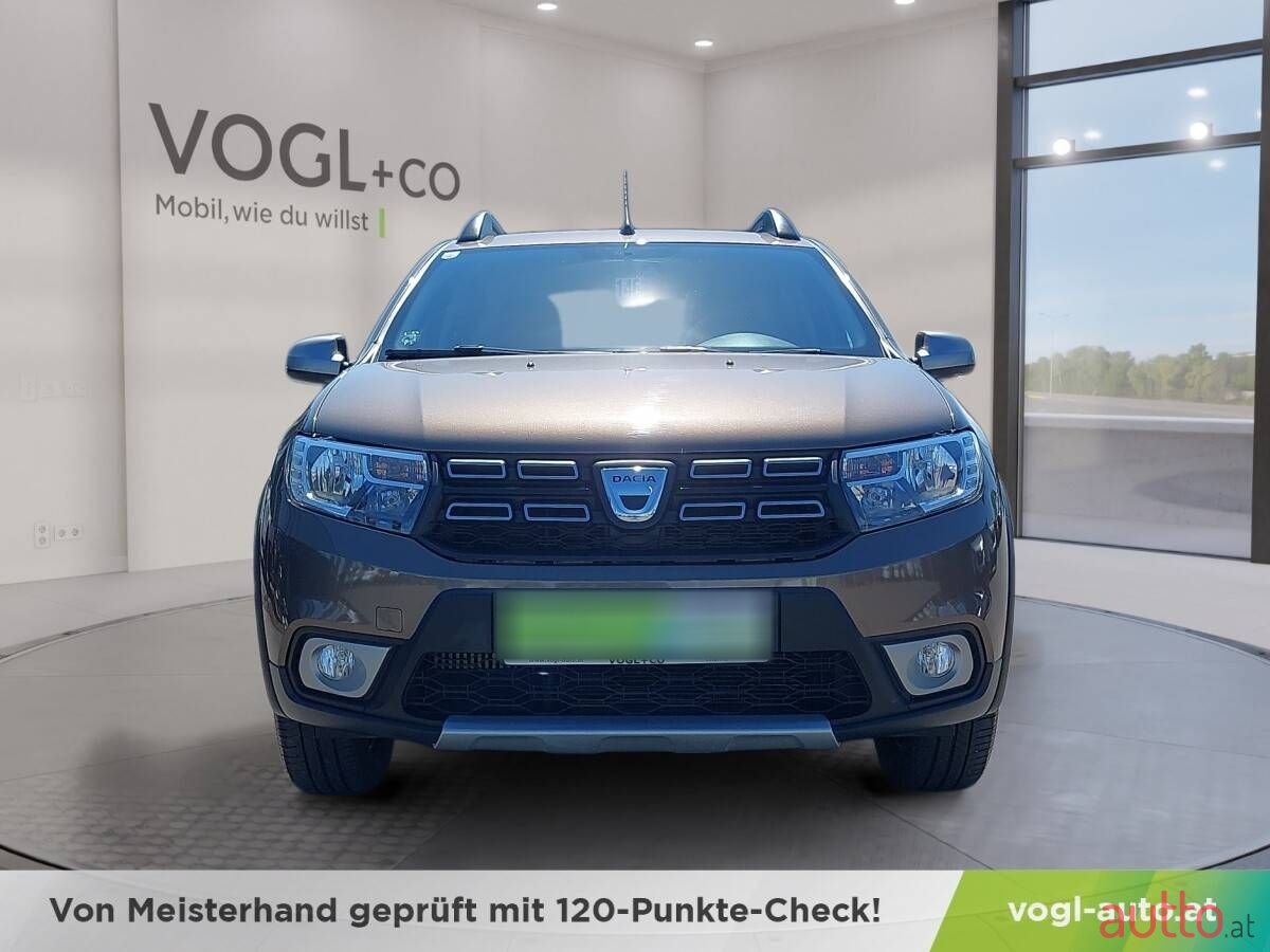 2017' Dacia Sandero photo #6
