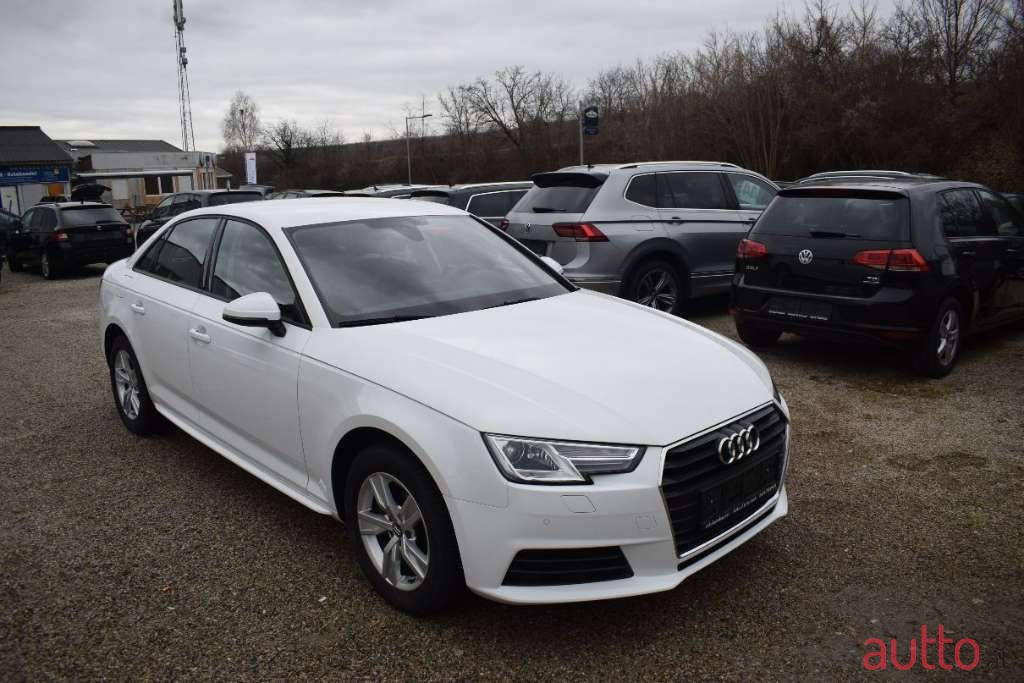 2016' Audi A4 photo #5