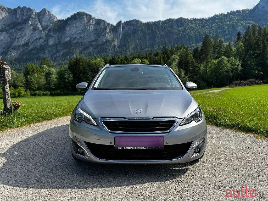 2015' Peugeot 308 photo #3