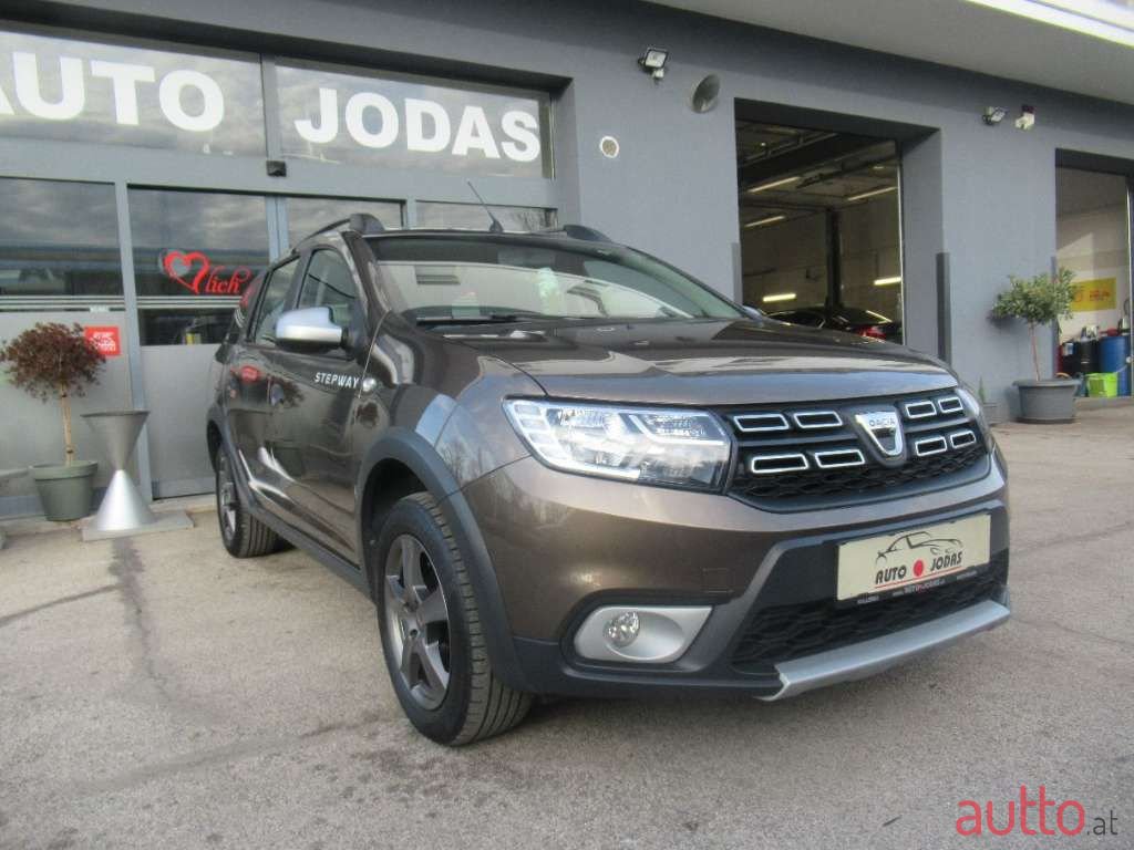 2018' Dacia Logan photo #2