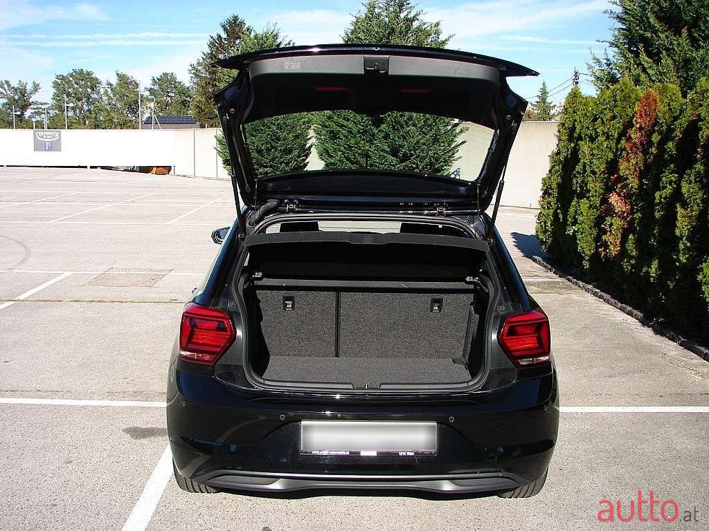 2018' Volkswagen Polo photo #5