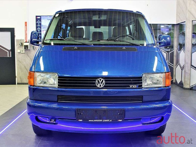 2000' Volkswagen photo #2