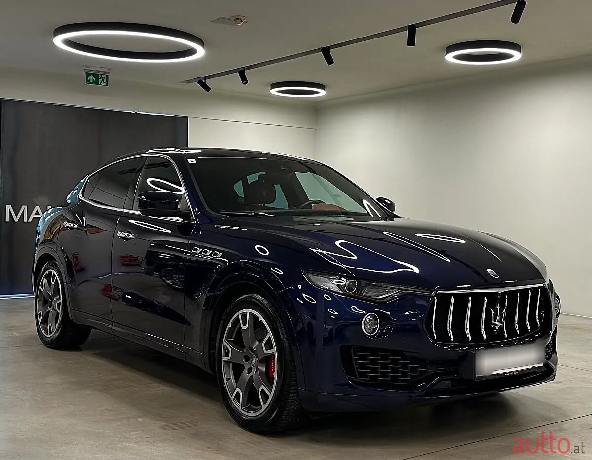 2016' Maserati Levante photo #1