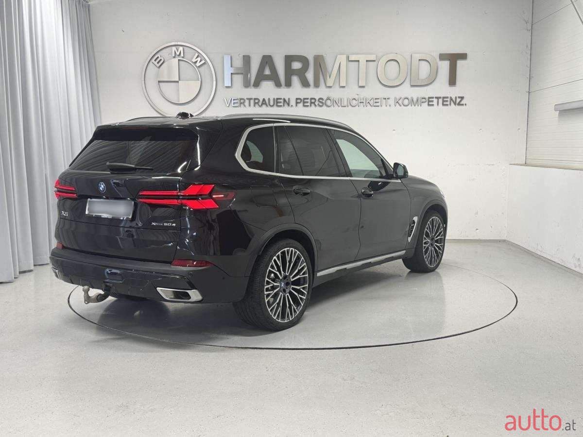 2023' BMW X5 photo #4