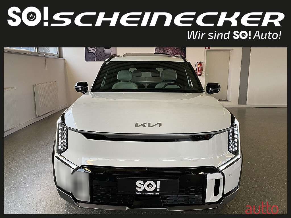 2023' Kia Ev9 photo #2