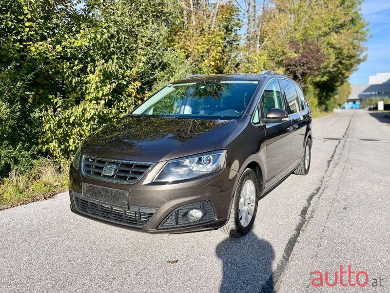 2017' SEAT Alhambra photo #2