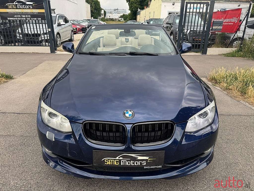 2011' BMW 3Er-Reihe photo #5