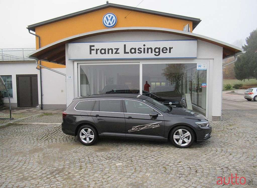 2019' Volkswagen Passat photo #3