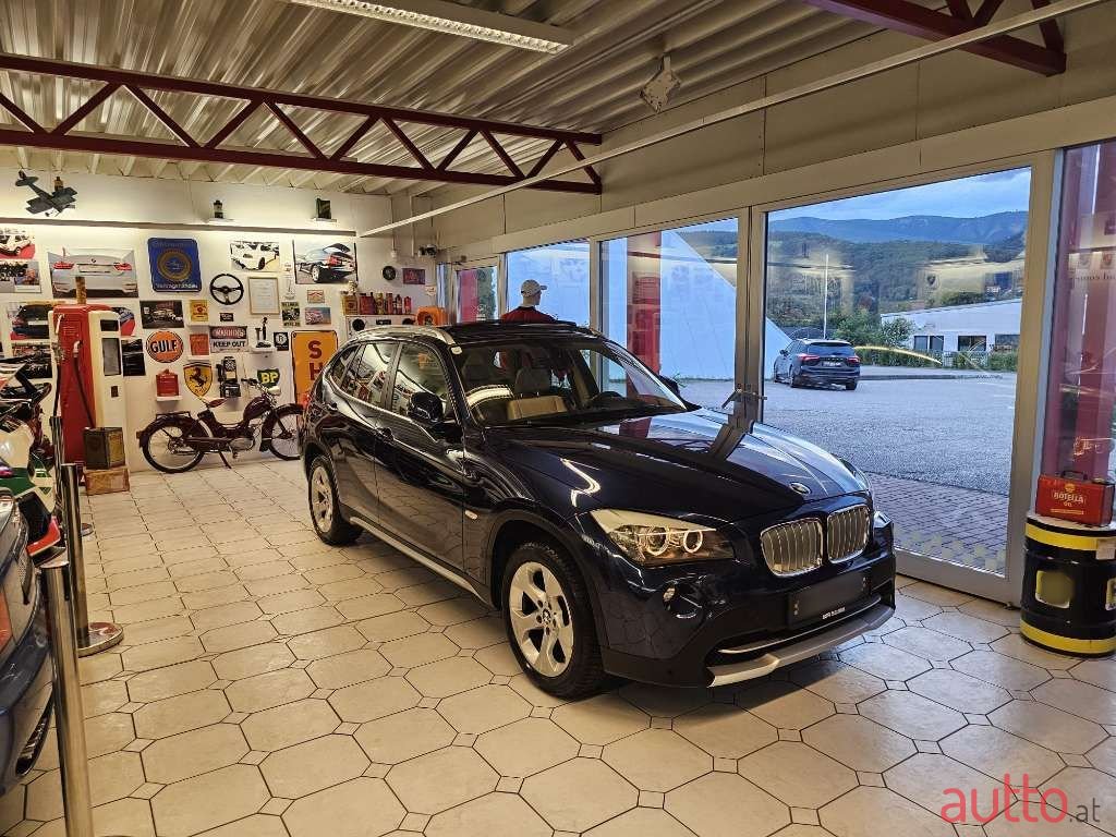 2011' BMW X1 photo #3