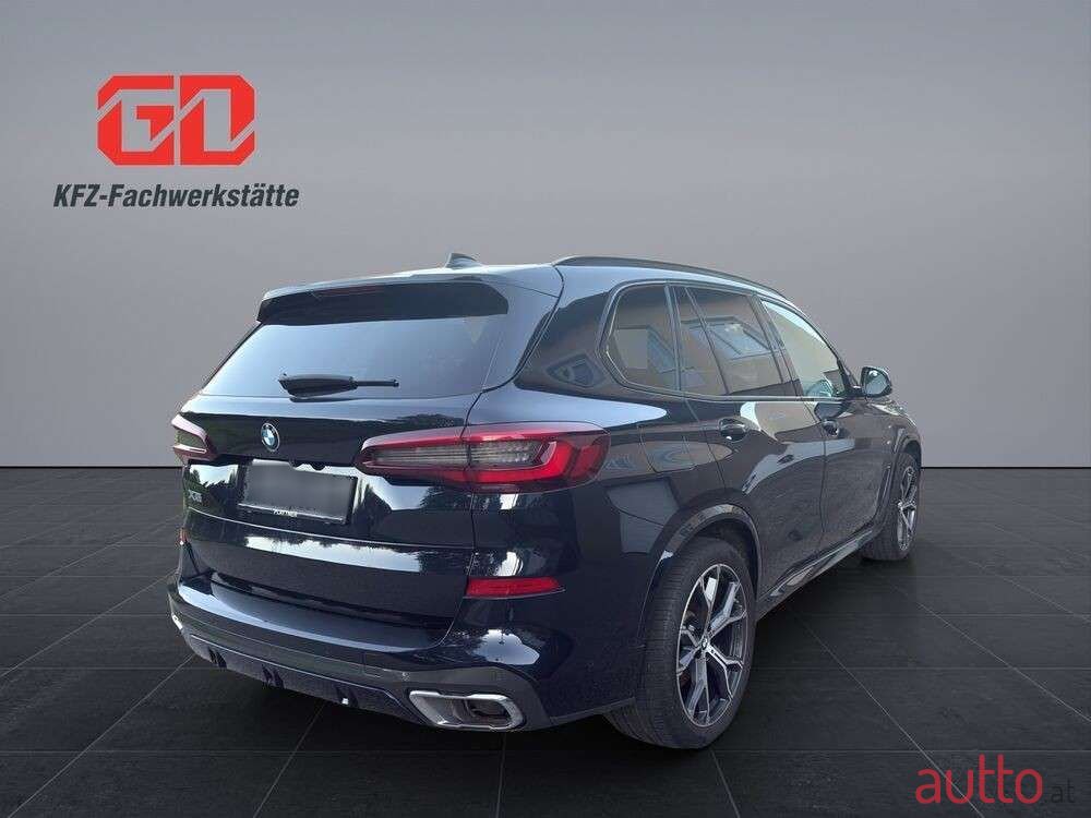 2021' BMW X5 photo #4