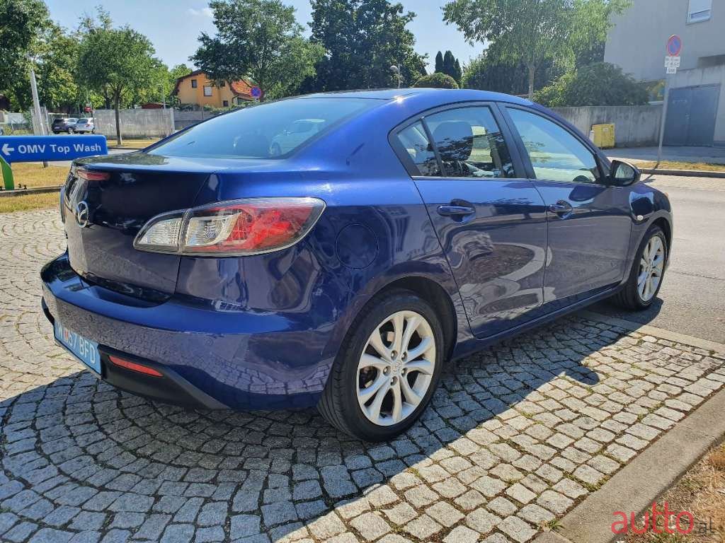 2010' Mazda Mazda3 photo #5