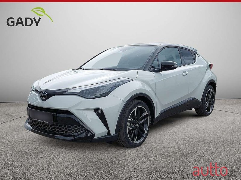 2024' Toyota C-HR photo #1