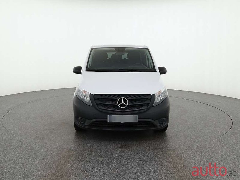 2021' Mercedes-Benz Vito photo #2