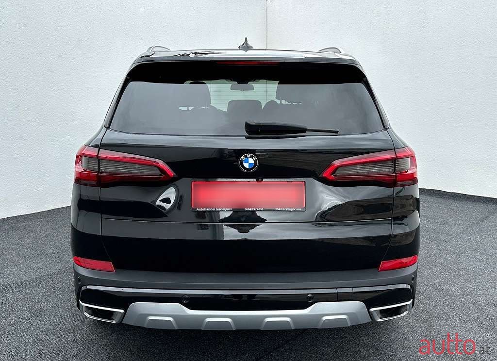 2020' BMW X5 photo #5