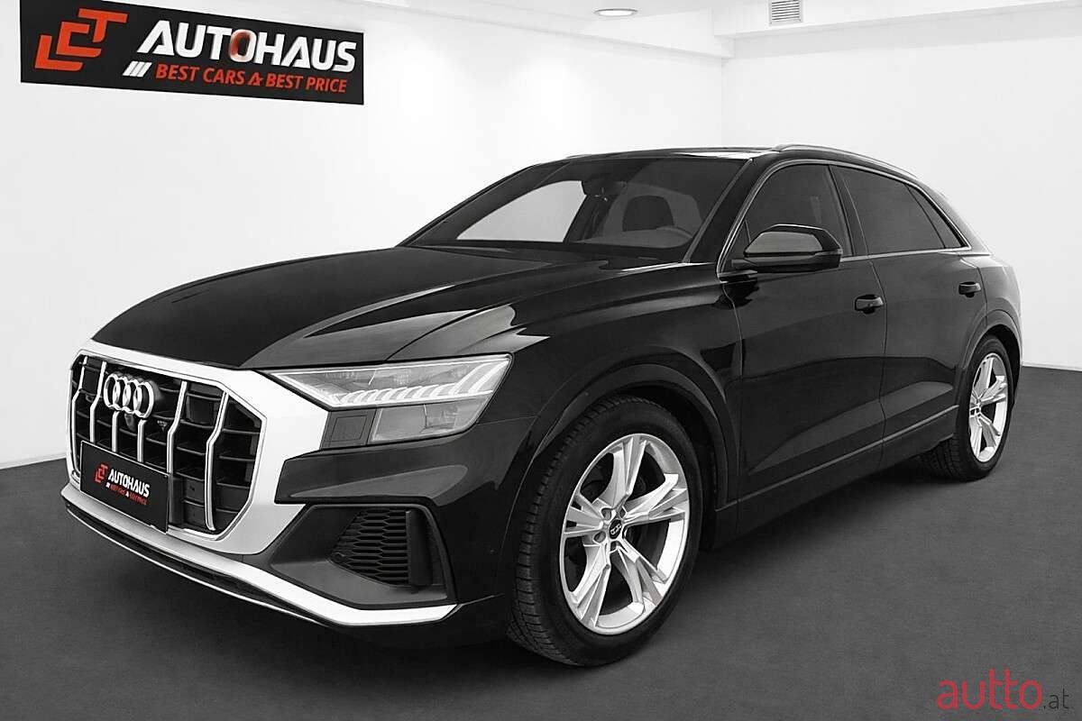 2020' Audi Q8 photo #1