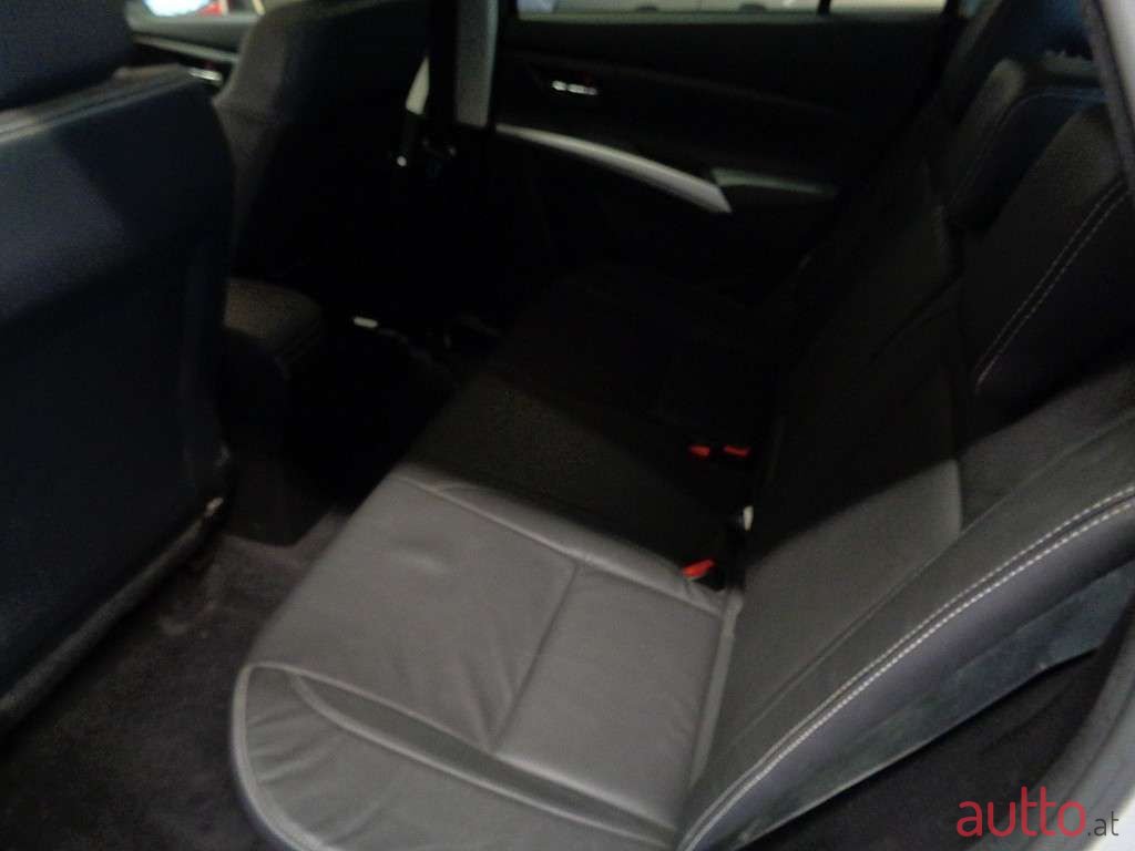 2017' Suzuki SX4 photo #4