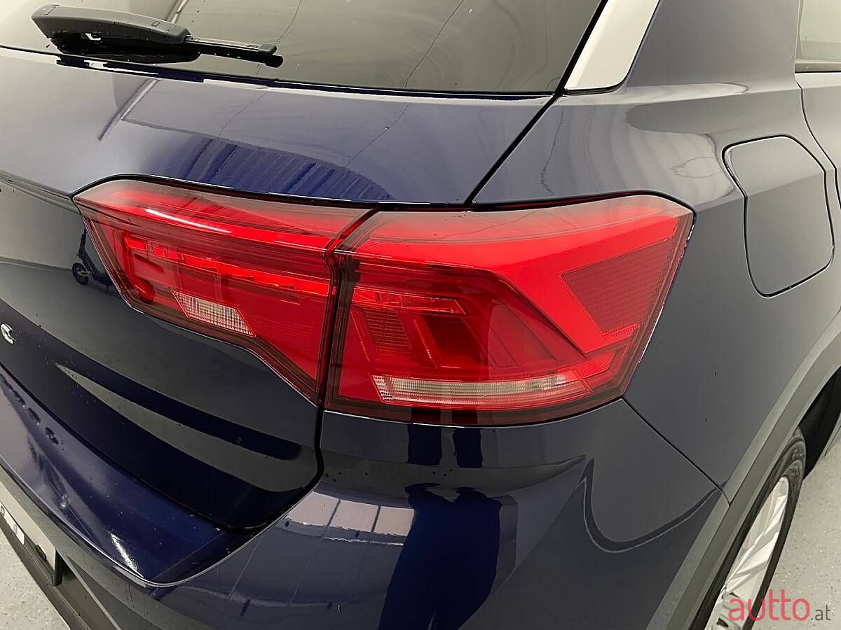 2018' Volkswagen T-Roc photo #6
