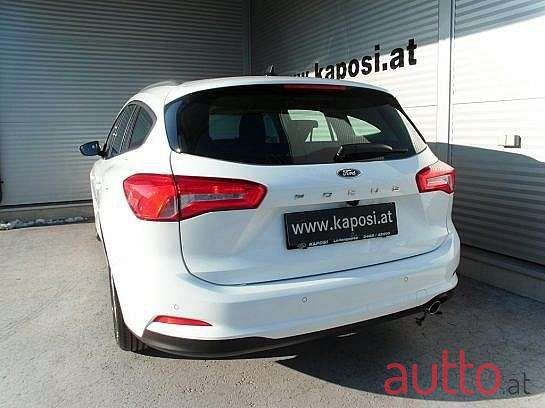 2021' Ford Focus photo #3