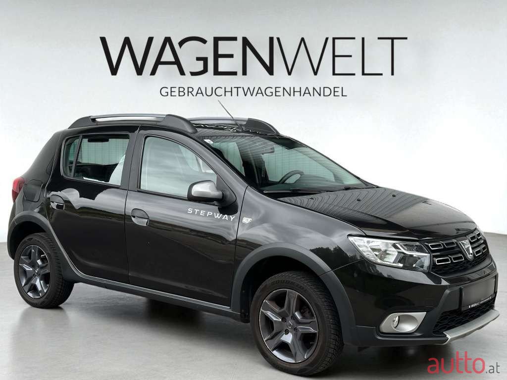 2017' Dacia Sandero photo #2