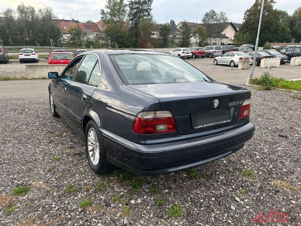 2002' BMW 5Er-Reihe photo #3