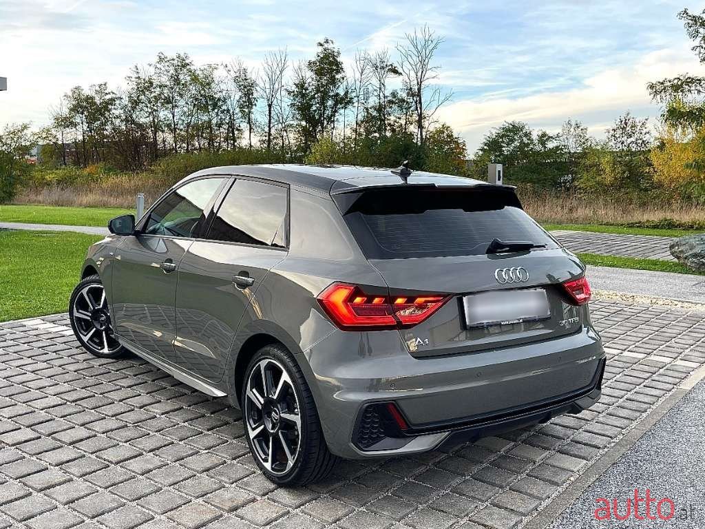 2018' Audi A1 photo #4