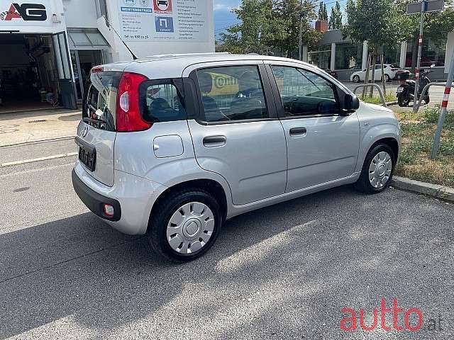 2018' Fiat Panda photo #2