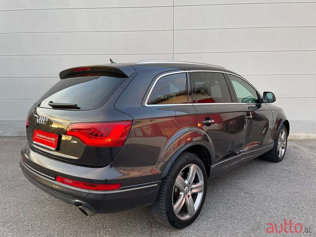 2010' Audi Q7 photo #6