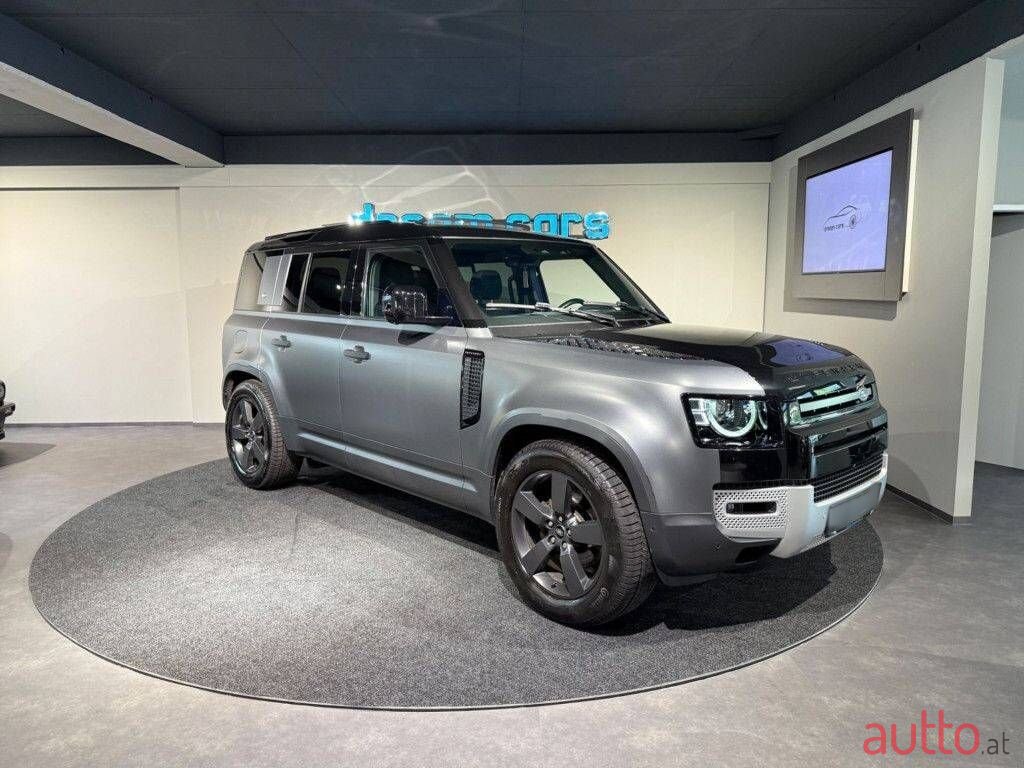 2021' Land Rover Defender photo #5