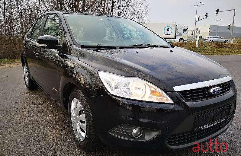 2009' Ford Focus photo #1