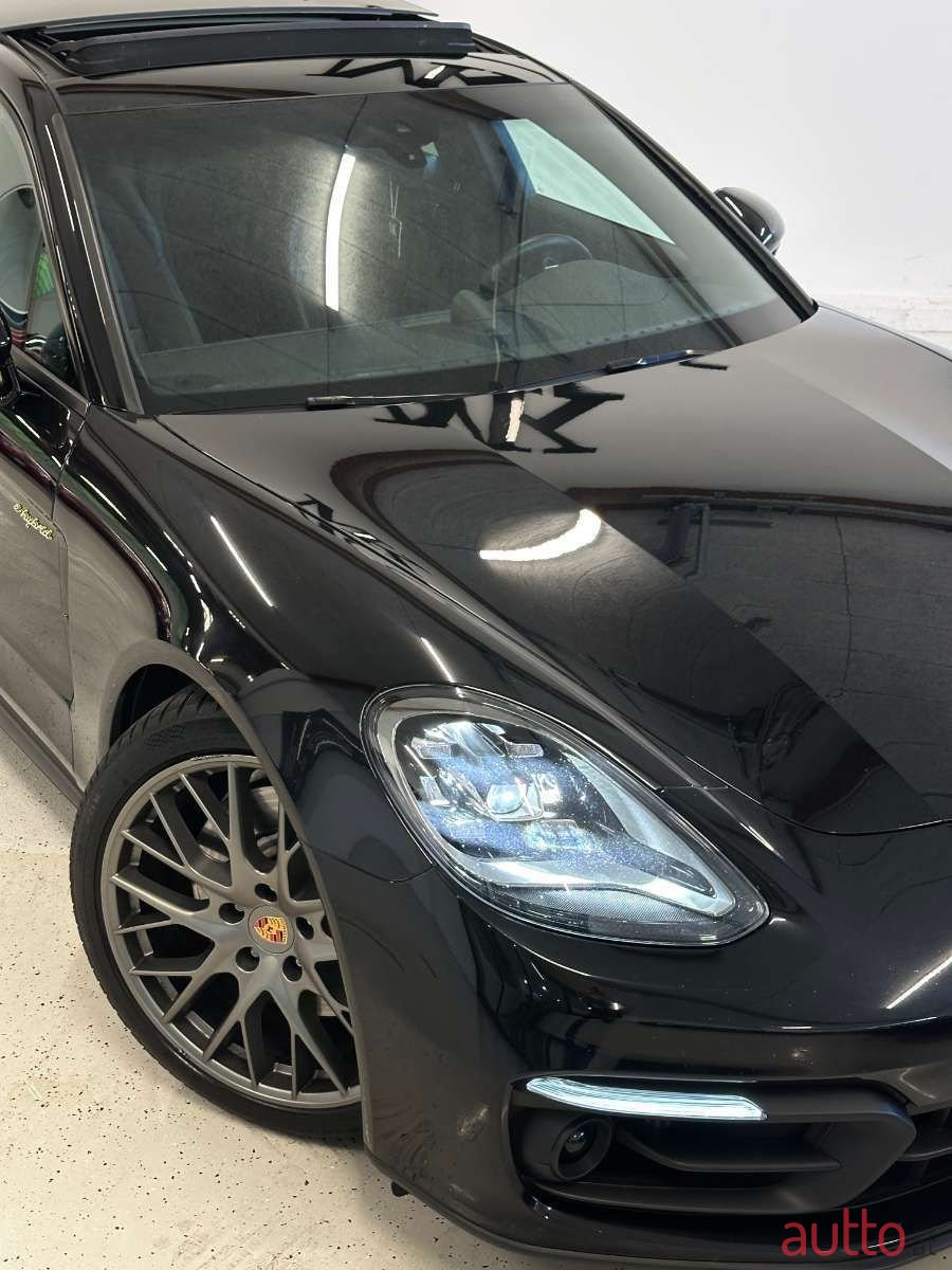 2021' Porsche Panamera photo #6