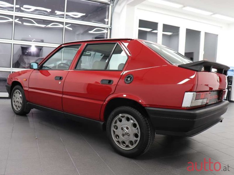 1986' Alfa Romeo 33 photo #6