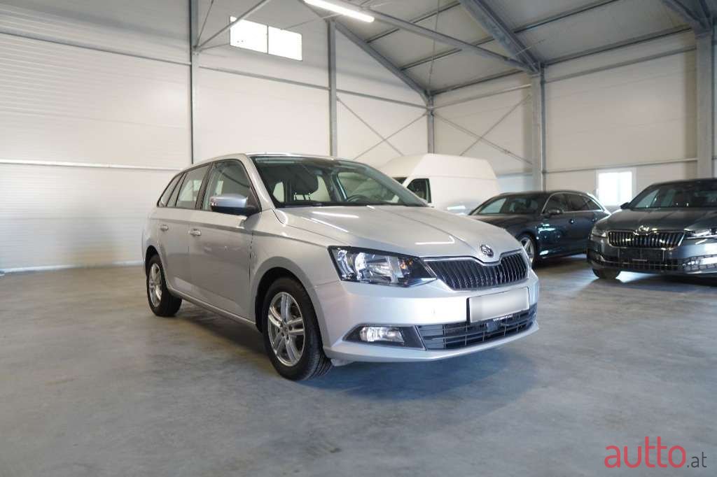 2017' Skoda Fabia photo #3