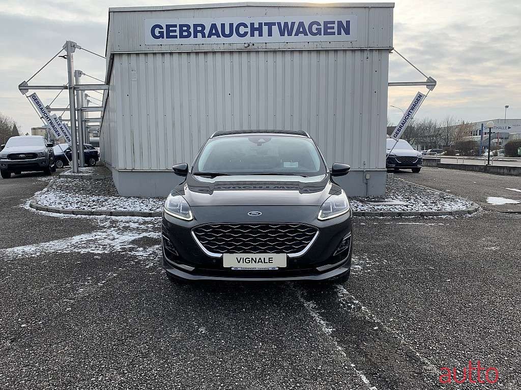 2022' Ford Kuga photo #2