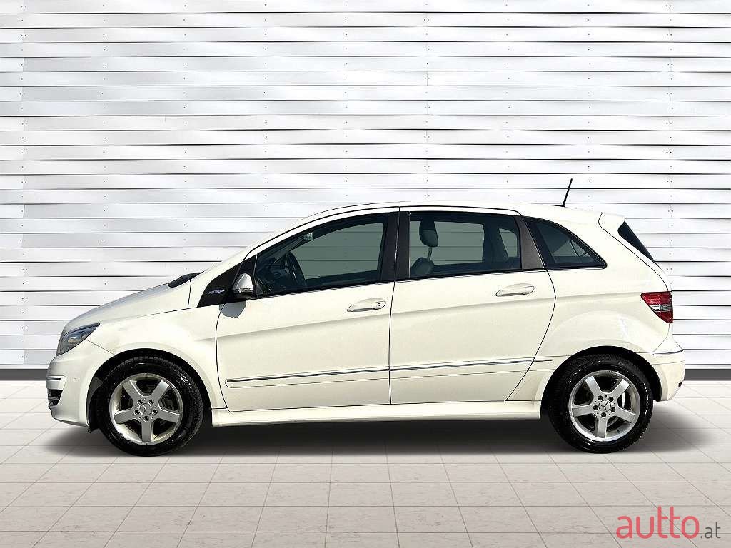 2009' Mercedes-Benz B-Klasse photo #2