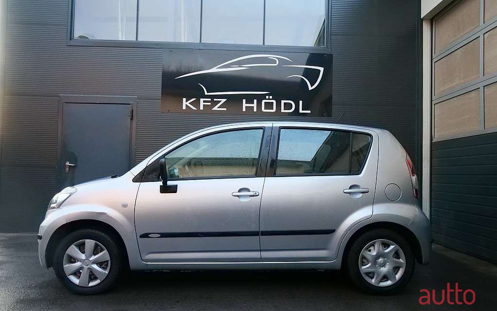 2008' Daihatsu Sirion photo #4