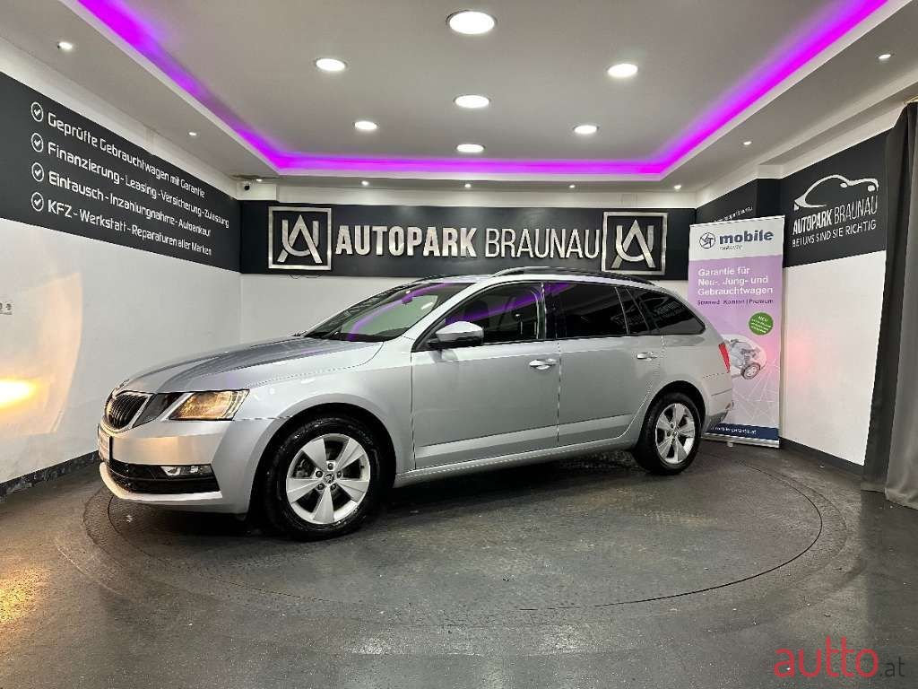 2018' Skoda Octavia photo #2