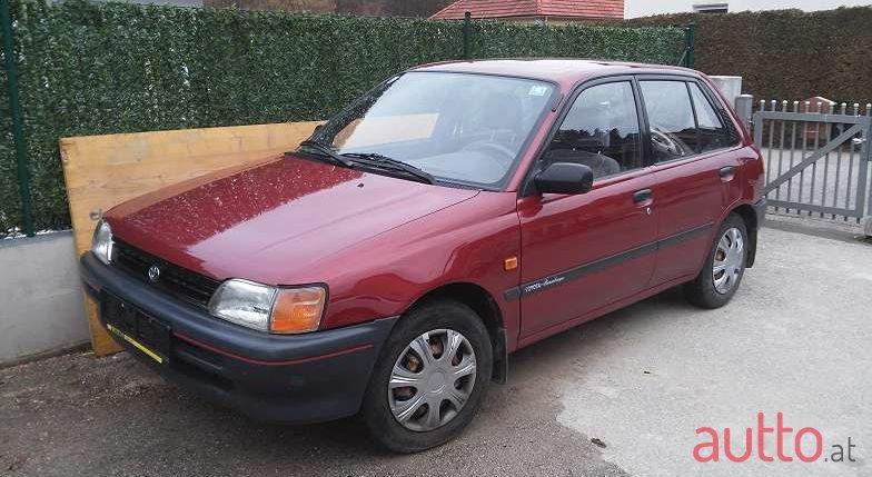 1995' Toyota Starlet photo #1