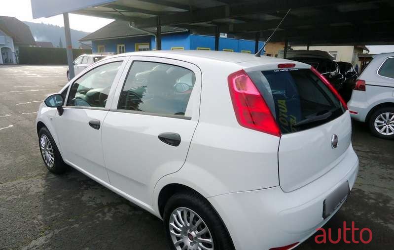 2018' Fiat Punto photo #6