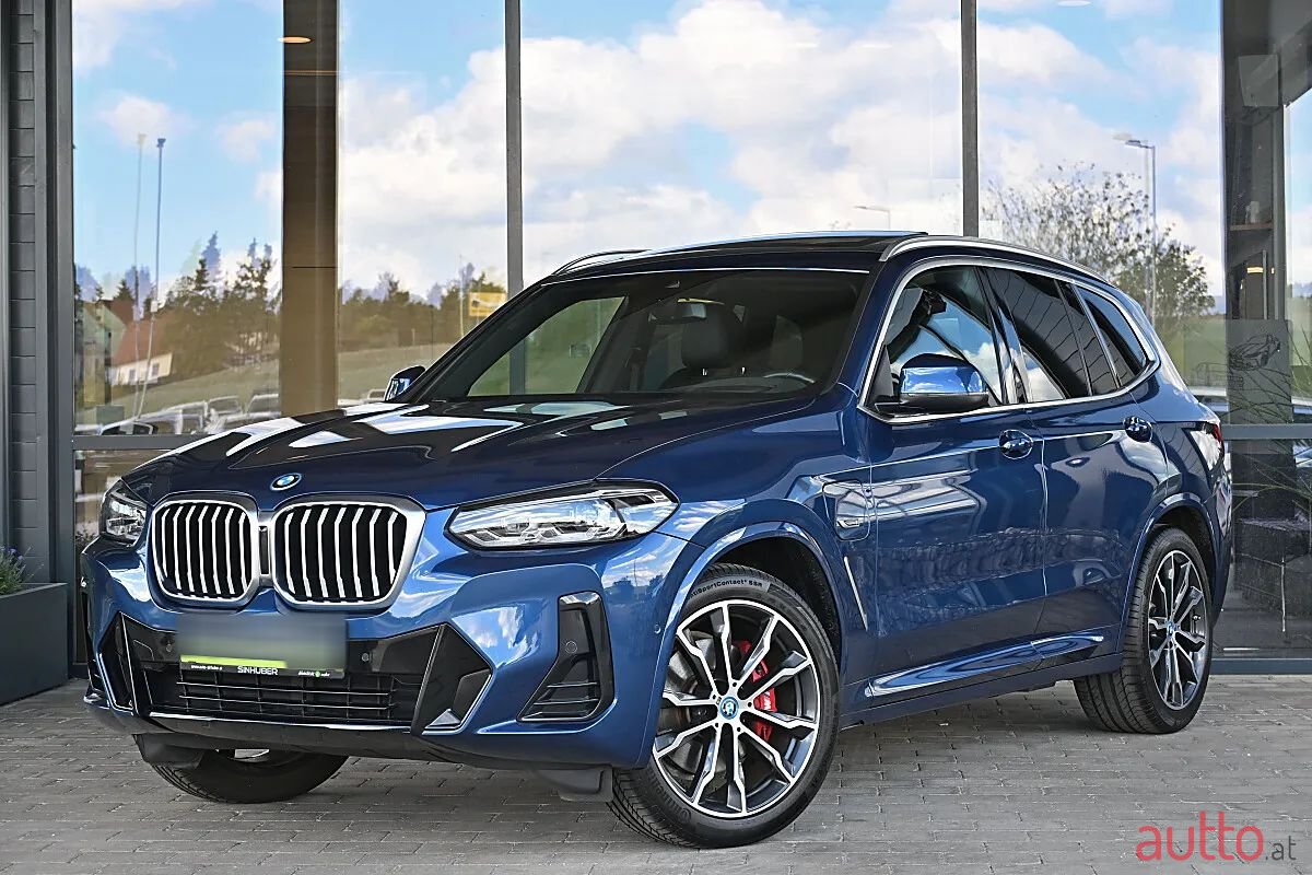 2022' BMW X3 photo #1
