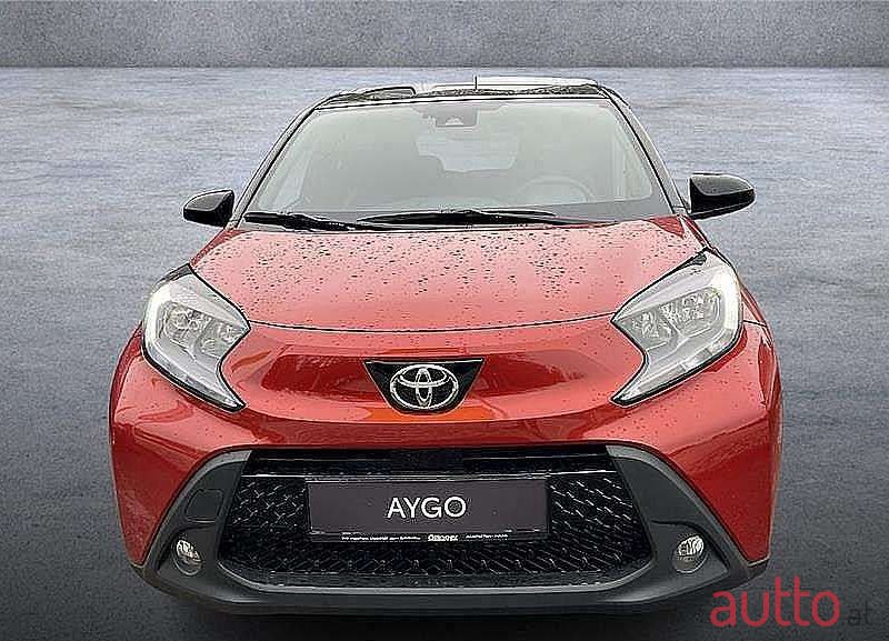 2022' Toyota Aygo photo #3