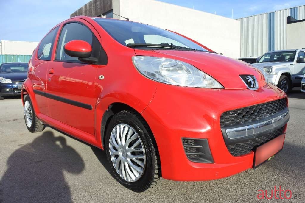 2010' Peugeot 107 photo #5