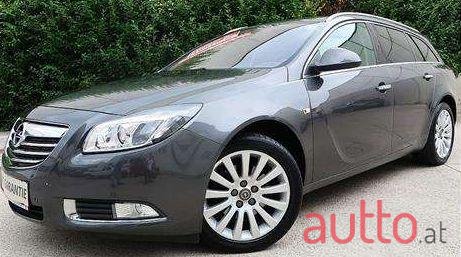2009' Opel Insignia photo #3
