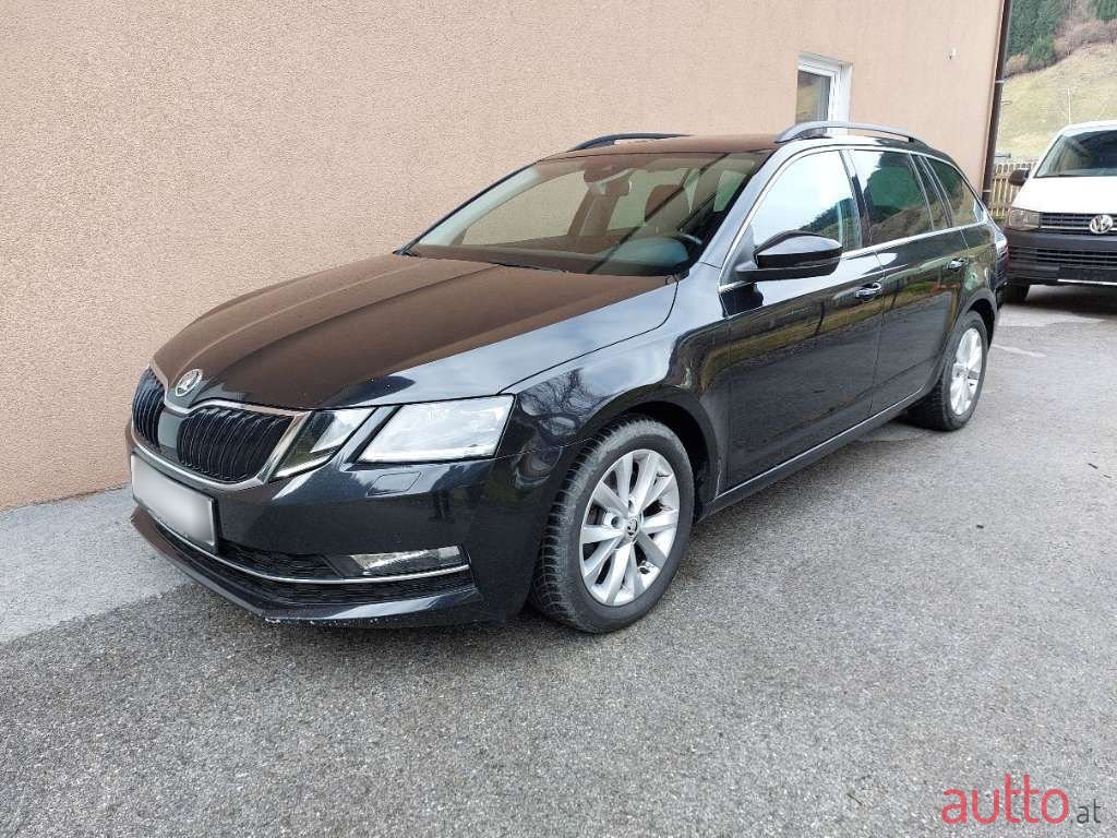 2018' Skoda Octavia photo #2