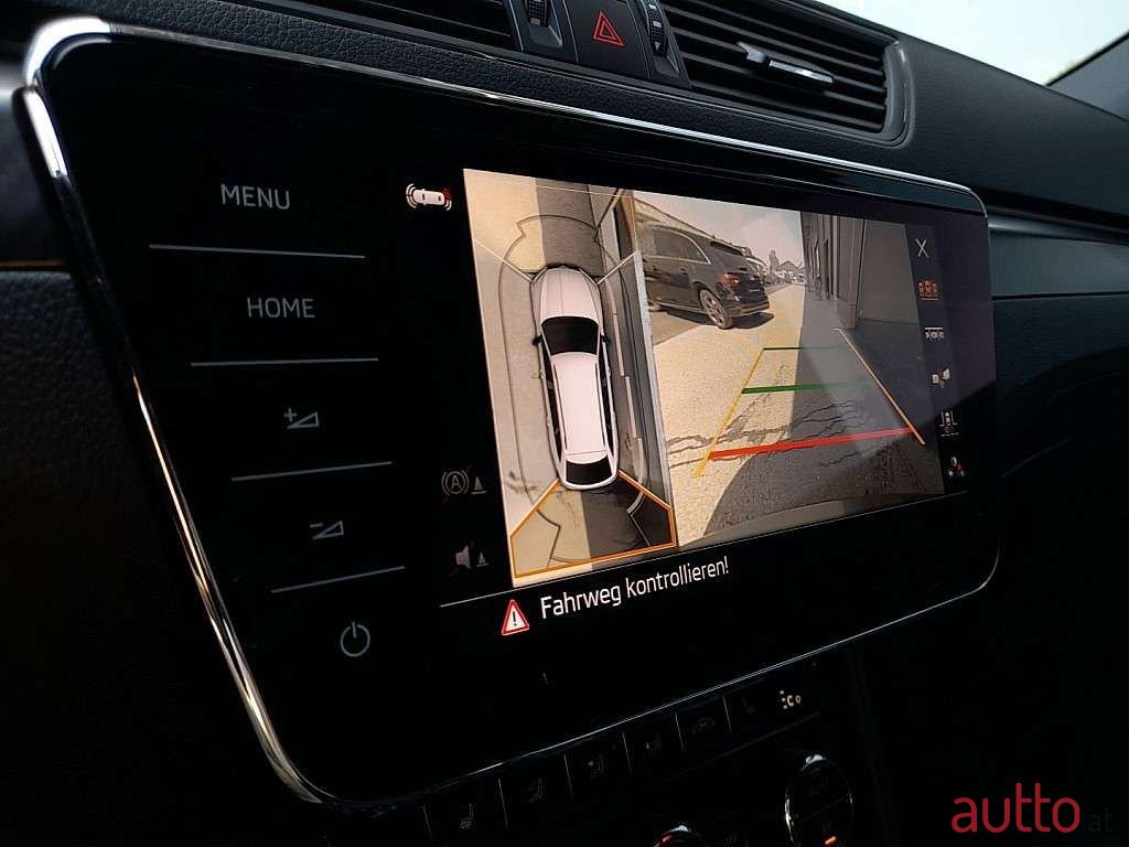 2022' Skoda Superb photo #4