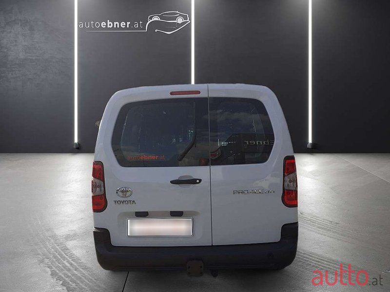 2023' Toyota ProAce photo #5