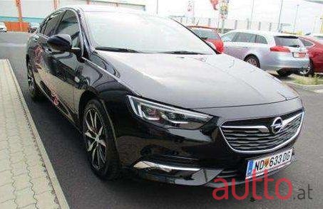 2017' Opel Insignia photo #5