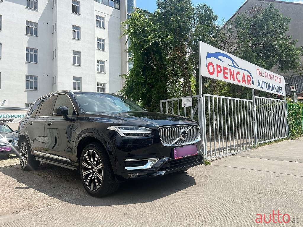 2022' Volvo XC90 photo #1