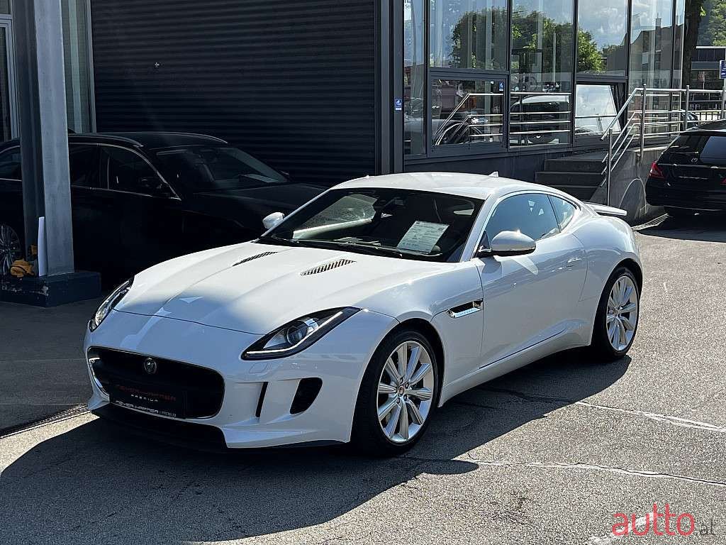 2018' Jaguar F-Type photo #1