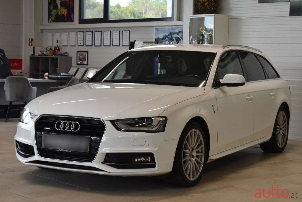 2012' Audi A4 photo #3