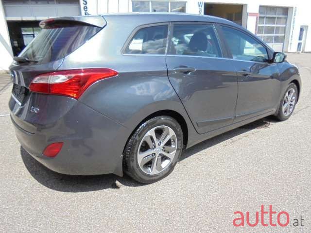 2015' Hyundai i30 photo #3